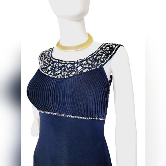 Betsy Adam  - Picture 9 of 17